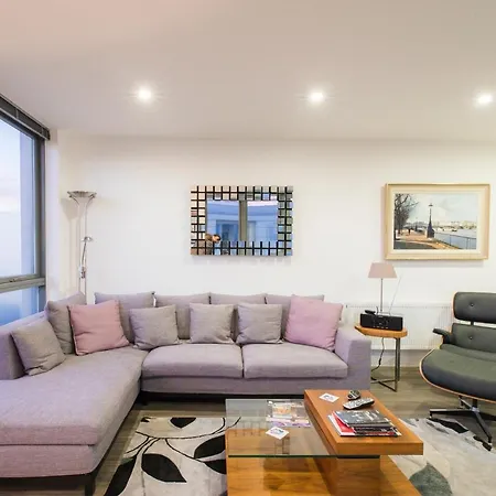 Appartamento Elegant 1 Bed Flat With Balcony In Islington Londra Esterno foto